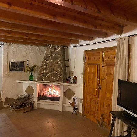 El Balcon De Reznos, Soria Villa Bagian luar foto