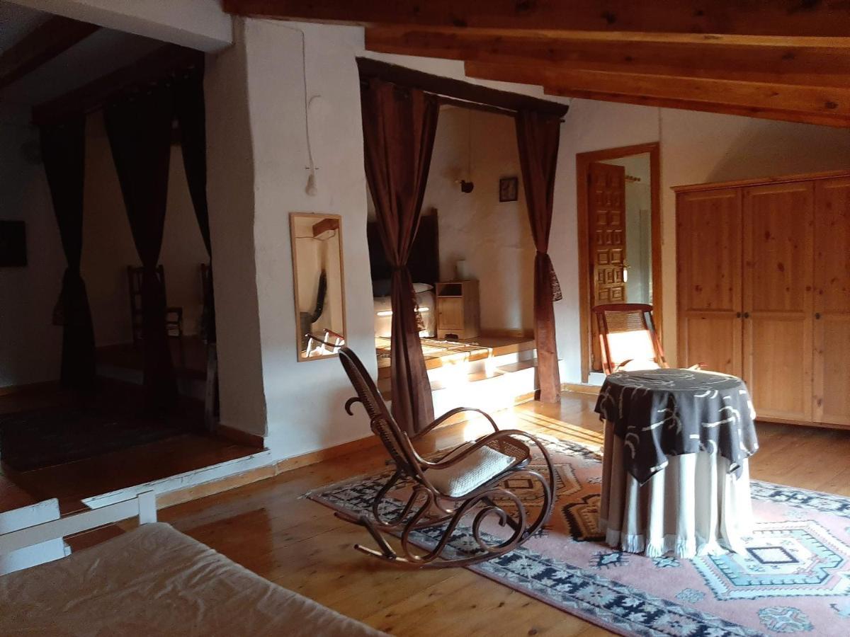 El Balcon De Reznos, Soria Villa Bagian luar foto
