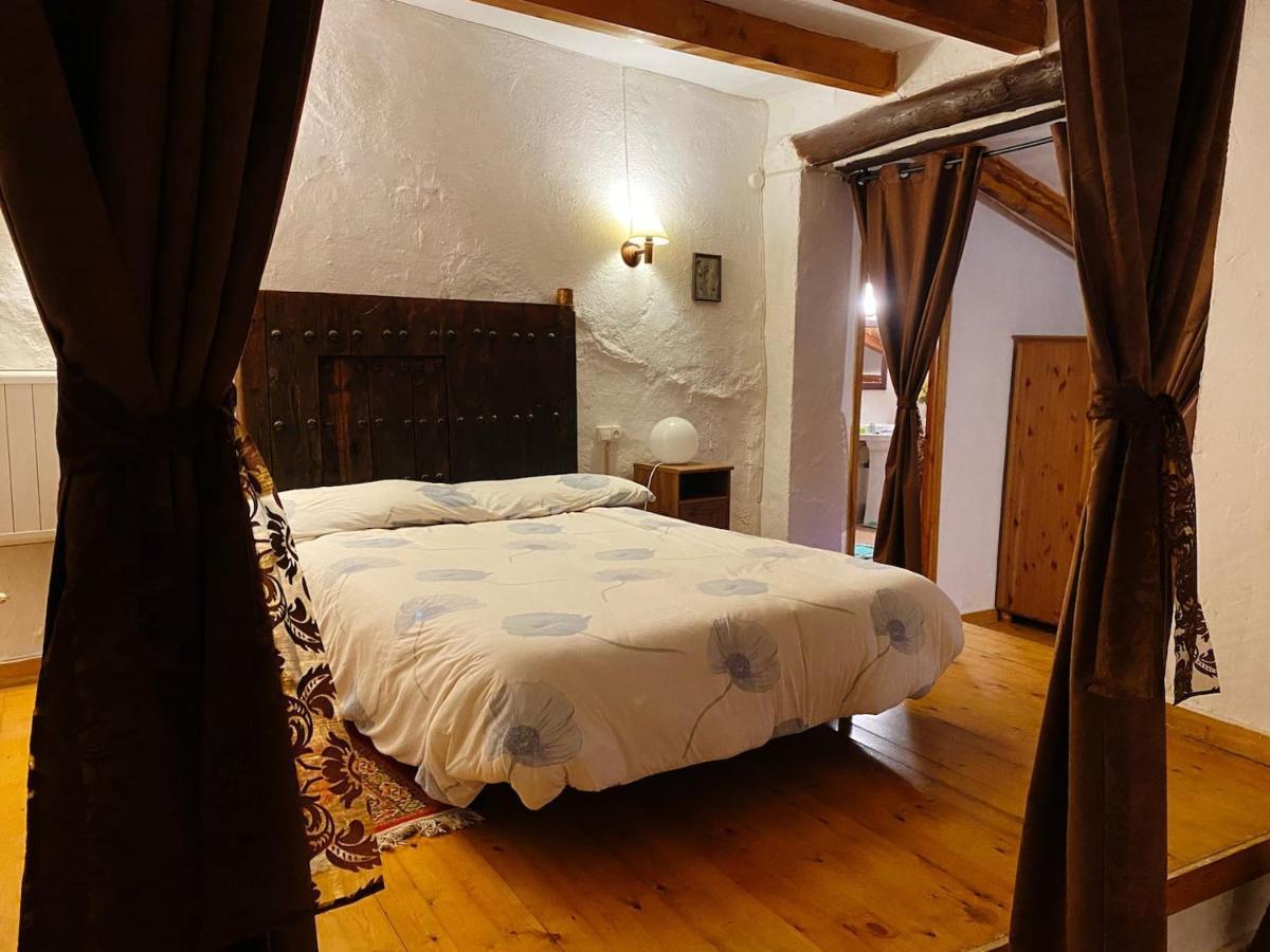 El Balcon De Reznos, Soria Villa Bagian luar foto