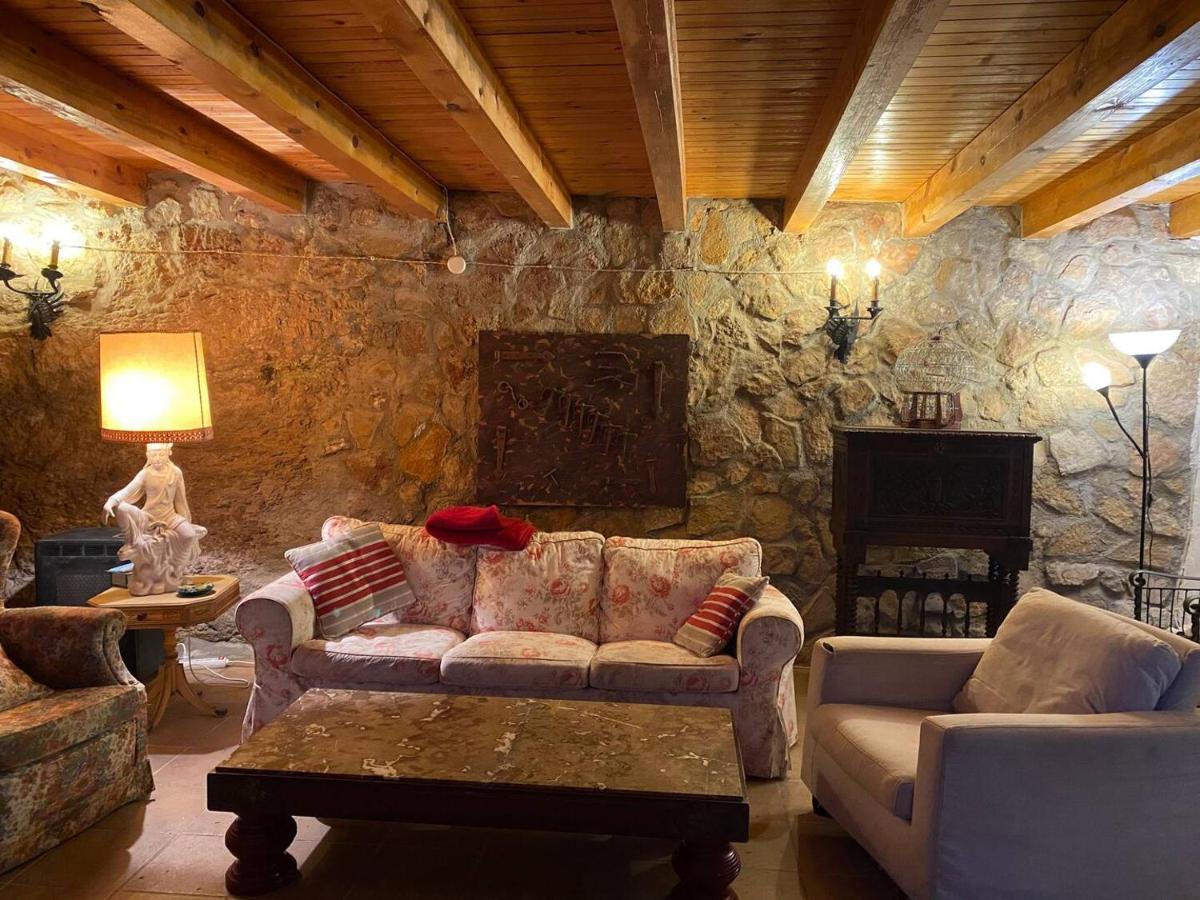 El Balcon De Reznos, Soria Villa Bagian luar foto
