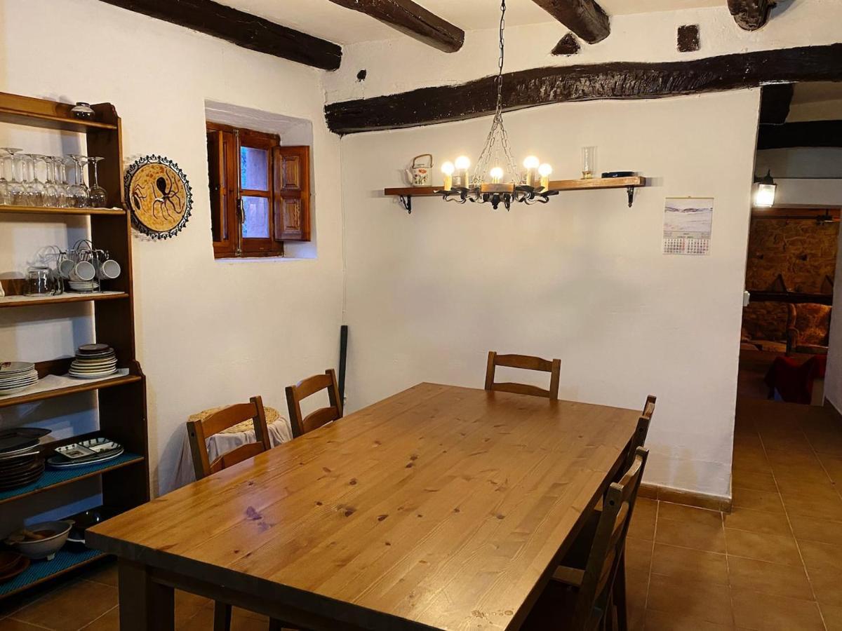 El Balcon De Reznos, Soria Villa Bagian luar foto