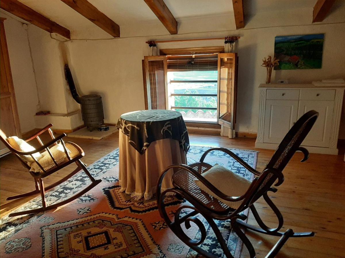 El Balcon De Reznos, Soria Villa Bagian luar foto