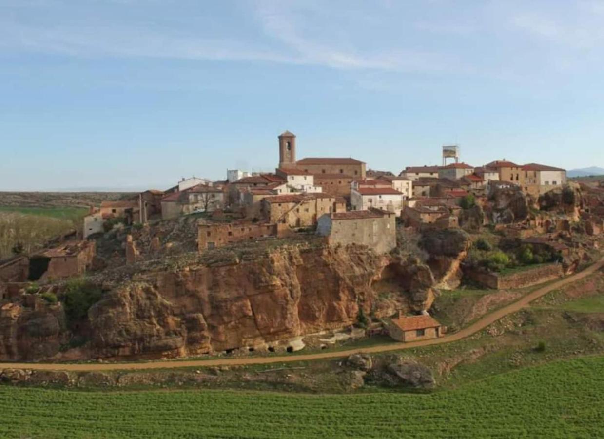El Balcon De Reznos, Soria Villa Bagian luar foto