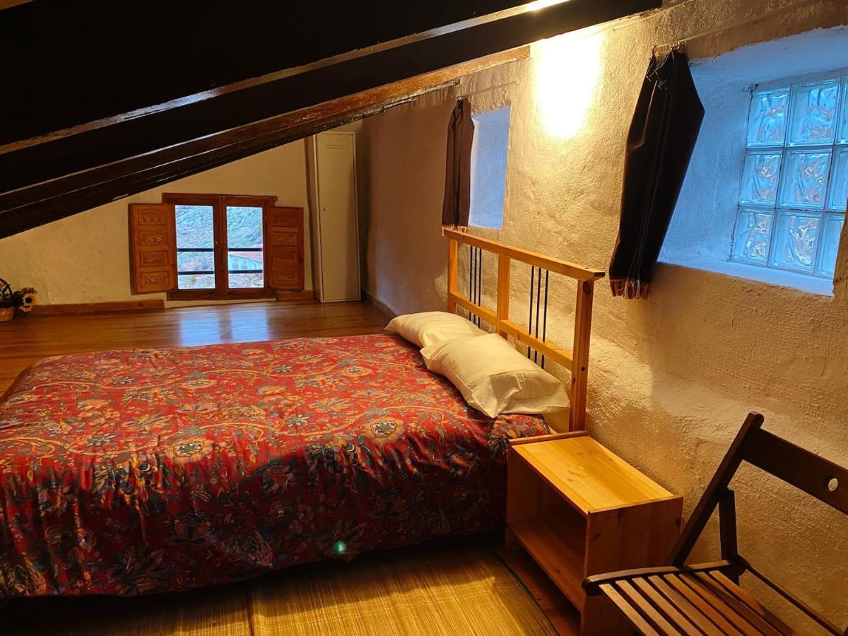 El Balcon De Reznos, Soria Villa Bagian luar foto