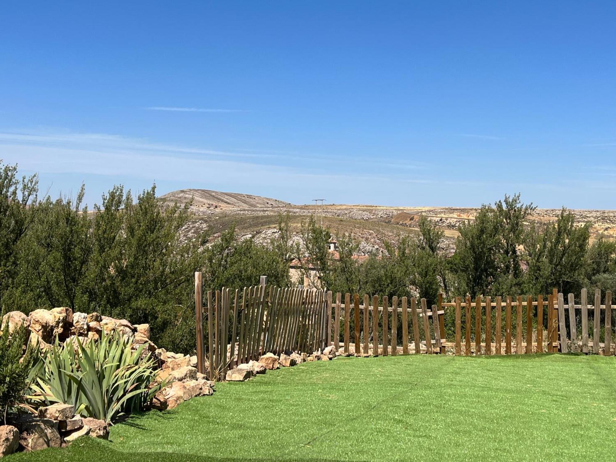 El Balcon De Reznos, Soria Villa Bagian luar foto